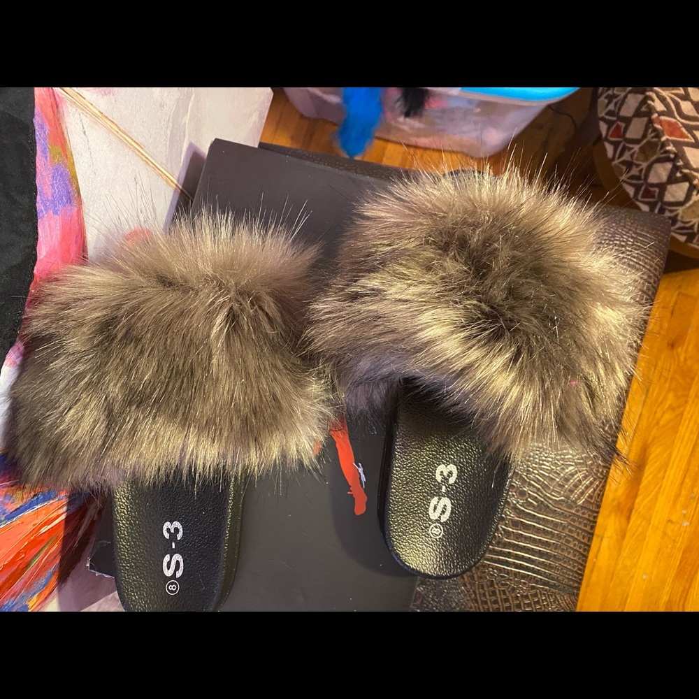 Womens fur slides